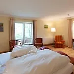 Zu Den Rothen Forellen 호텔 5*