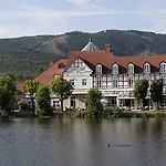 Zu Den Rothen Forellen Otel
