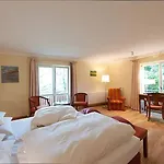 Zu Den Rothen Forellen 5*