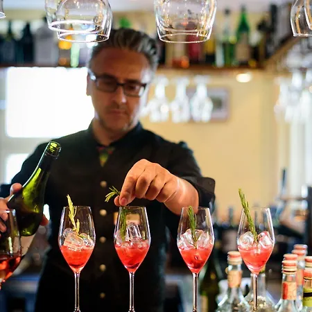 Zu Den Rothen Forellen 5*