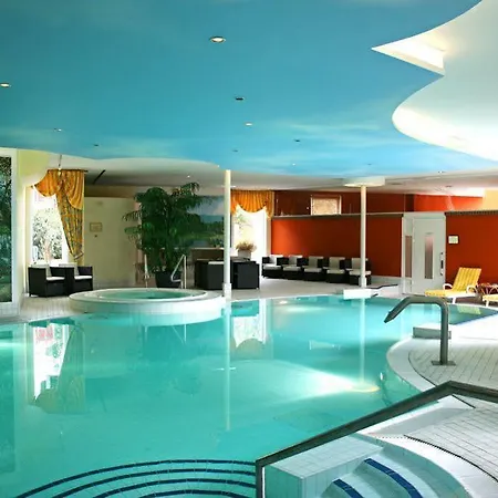 Zu Den Rothen Forellen Отель 5*