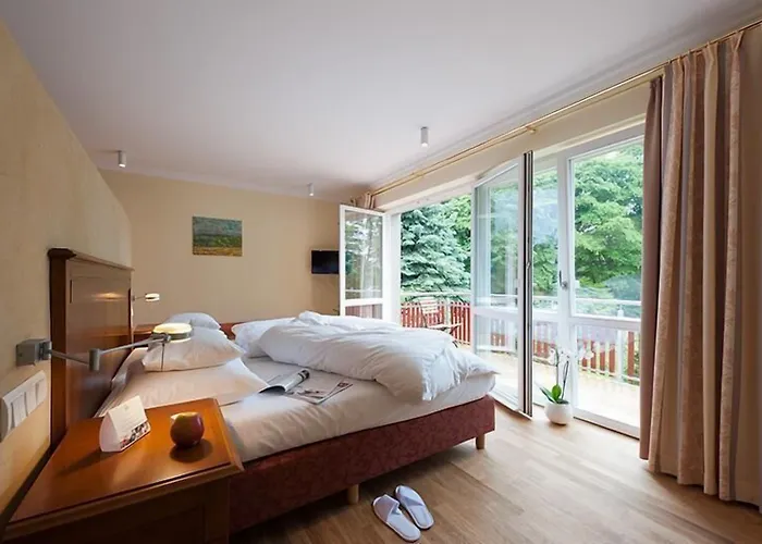 Zu Den Rothen Forellen